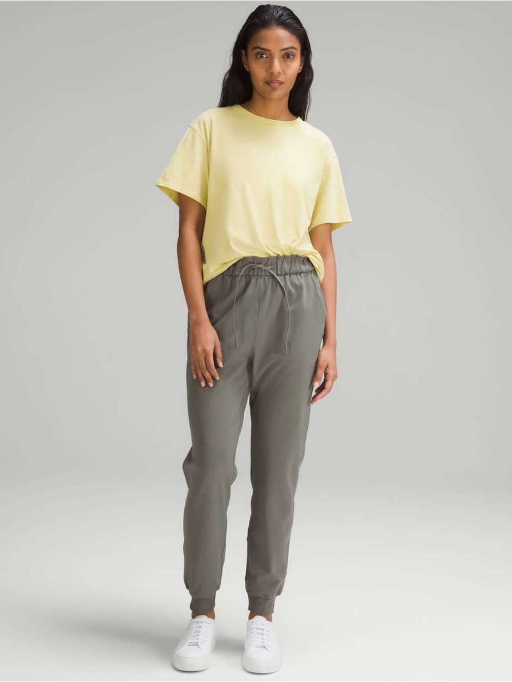 Lululemon stretch high rise jogger pants in grey sage size 8